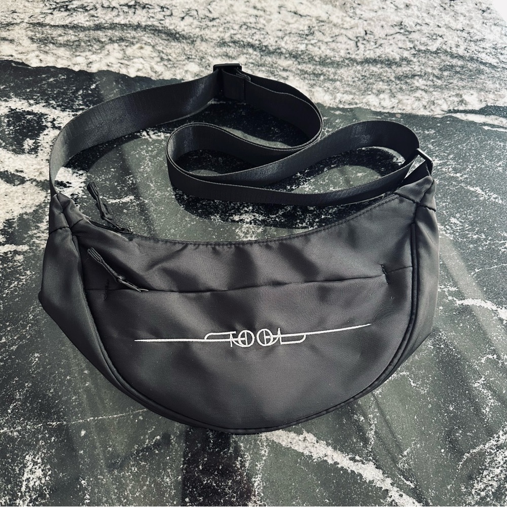 TOOL Cross Body Nylon bag NWOT